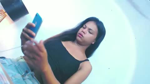 its_kynth online show from November 21, 2025, 3:27 am