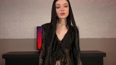Stacy online show from June 8, 2026, 7:36 pm