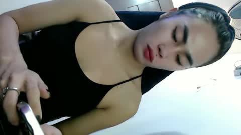 its_me_vanesa online show from February 4, 2026, 2:06 am