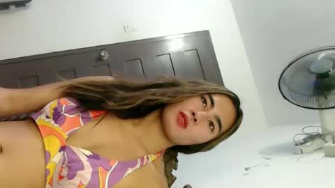 its_me_vanesa online show from February 4, 2026, 11:09 pm