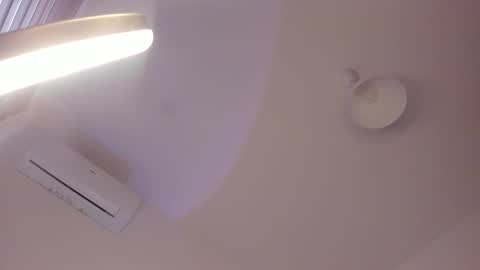 Isabella online show from November 5, 2025, 10:26 am