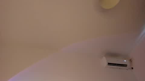 Isabella online show from February 25, 2026, 2:59 pm