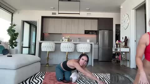 itscaylawatsun online show from February 21, 2025, 5:09 pm