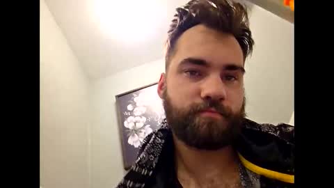 Daiton online show from November 1, 2025, 2:19 pm