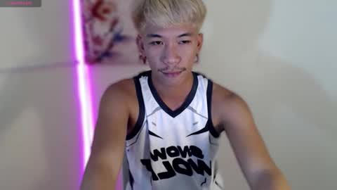 itsme_cxhennn online show from October 29, 2025, 8:32 pm