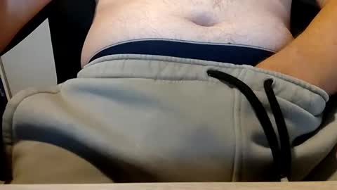 itsmealexp123 online show from October 7, 2025, 5:32 pm