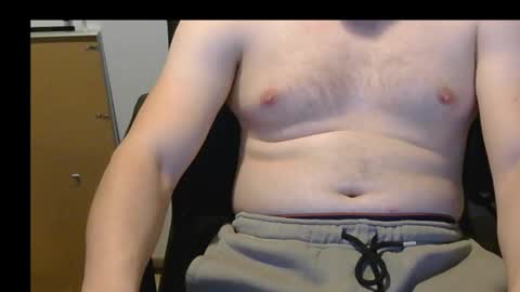 itsmealexp123 online show from March 9, 2026, 6:56 pm