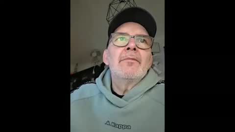 Snapshot of itunixx63 chatting on December 2, 2025, 10:09 am itunixx63 online show from December 2, 2025, 10:09 am