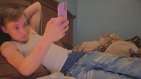 itzd123 online show from March 26, 2026, 2:22 pm