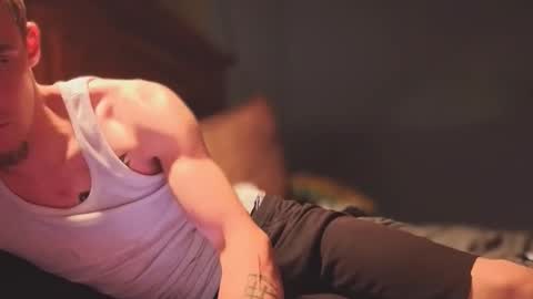 itzd123 online show from April 8, 2026, 3:28 am