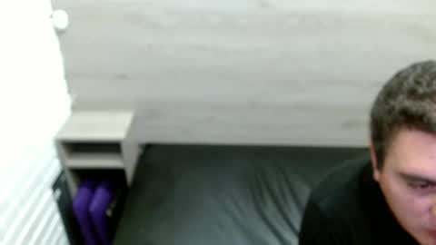 Snapshot of ivan_sexyx chatting on December 18, 2024, 5:04 am Ivan M online show from December 18, 2024, 5:04 am