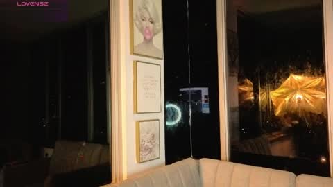 Ivanna West online show from April 1, 2026, 10:05 am