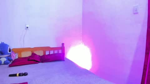 ivannaa18 online show from March 30, 2026, 3:51 am