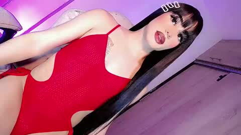 ivannahot23 online show from September 13, 2025, 7:52 am