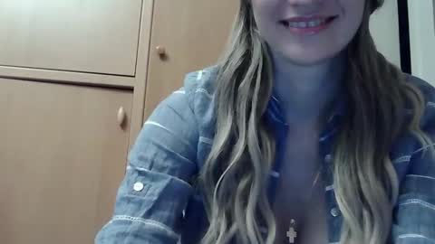 ivetta911 online show from February 18, 2026, 3:08 pm