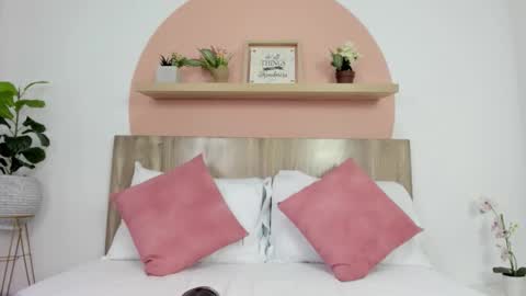 I V E T T E online show from February 17, 2026, 12:12 pm