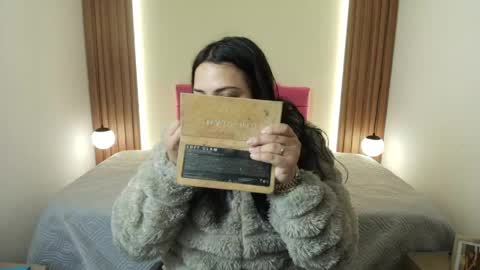 Snapshot of ivonneross_ chatting on May 22, 2026, 12:11 pm I V O N N E R O S S online show from May 22, 2026, 12:11 pm