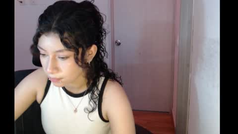 ivonny111 online show from November 12, 2025, 9:03 pm