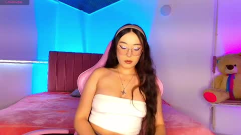 Snapshot of ivory_dlacour chatting on June 9, 2026, 12:06 pm online show from June 9, 2026, 12:06 pm