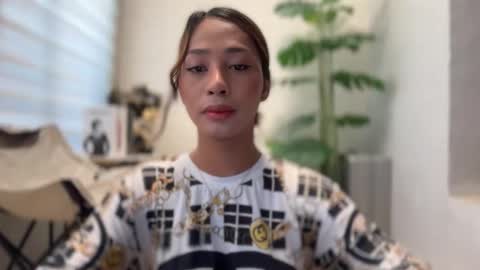 kirstenelsie online show from November 7, 2025, 1:05 am