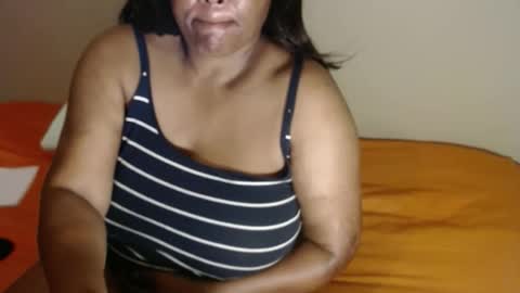 IVORYTITS48 online show from September 24, 2025, 3:54 am