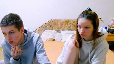 Snapshot of ivy__lester chatting on February 26, 2025, 6:21 pm Ivy and Lester online show from February 26, 2025, 6:21 pm