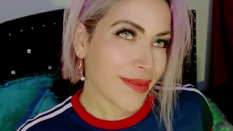 Diana Rojas  online show from March 14, 2026, 2:39 am