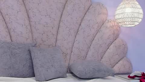 Snapshot of ivy_and_molly chatting on September 12, 2025, 8:47 am Ivy and Molly online show from September 12, 2025, 8:47 am