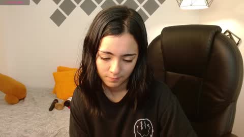 Snapshot of ivy_gail chatting on December 28, 2024, 4:08 am IVY online show from December 28, 2024, 4:08 am