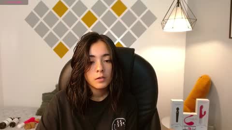 Snapshot of ivy_gail chatting on January 10, 2025, 4:01 am IVY online show from January 10, 2025, 4:01 am