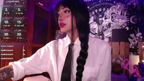 Ivy bank   online show from November 22, 2025, 7:46 pm