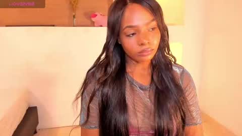 i v y  b l i s s online show from December 16, 2024, 11:55 am