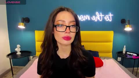 Ivy online show from March 25, 2026, 1:44 am