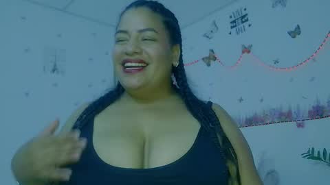 Snapshot of ivydesouzaa chatting on May 2, 2026, 3:22 am ivydesouza online show from May 2, 2026, 3:22 am