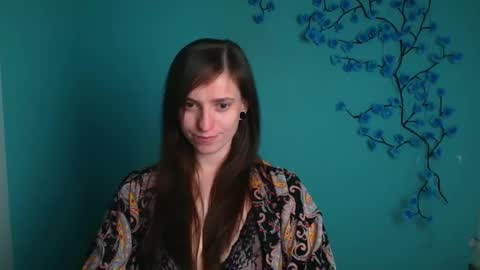 Ivy online show from April 26, 2026, 1:09 pm