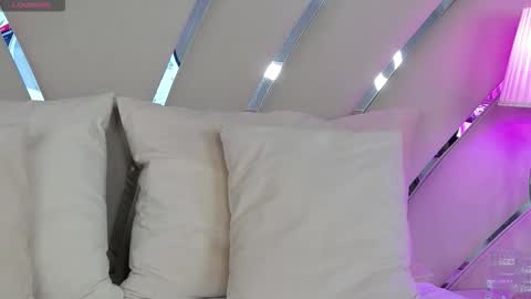 Ivy online show from February 2, 2026, 9:13 pm