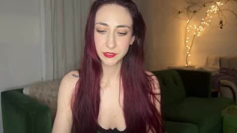 Ivy Rosie online show from February 12, 2025, 2:14 am