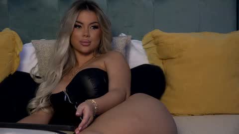  Ivy  online show from January 27, 2025, 9:23 am