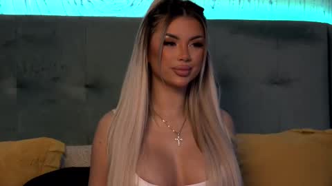  Ivy  online show from March 6, 2025, 5:35 am