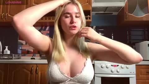 ivywairley online show from April 22, 2026, 3:09 am