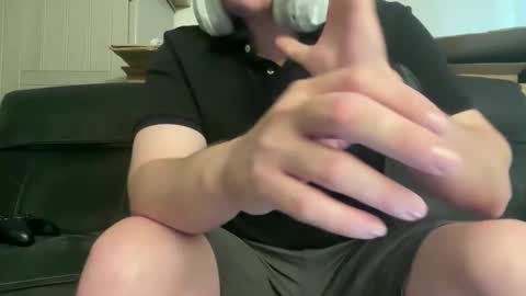 iwantyounow42069 online show from May 17, 2026, 4:03 pm