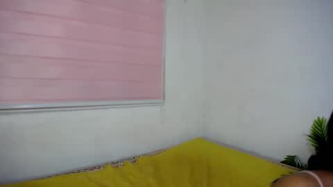 iwillcum4u_ online show from September 18, 2025, 12:45 am