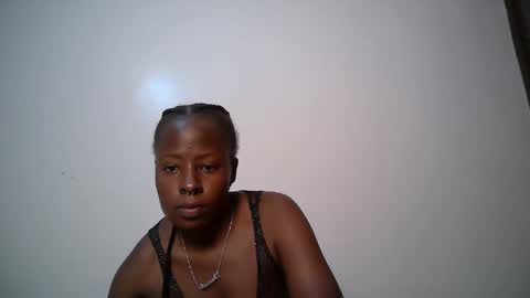 iynika online show from May 6, 2026, 10:48 pm