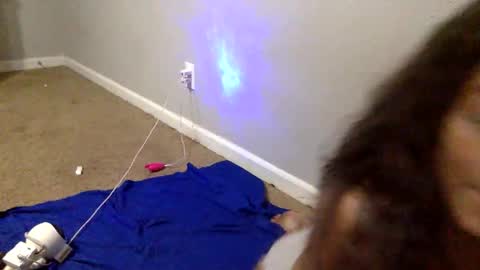 iysisfv online show from October 15, 2025, 1:28 am