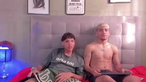 izaack online show from December 27, 2024, 1:07 pm