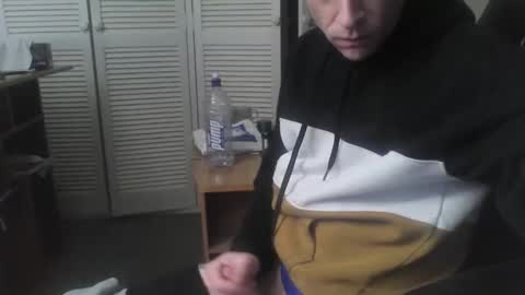 Snapshot of j3rkz chatting on January 20, 2025, 3:28 pm J3RKZ online show from January 20, 2025, 3:28 pm