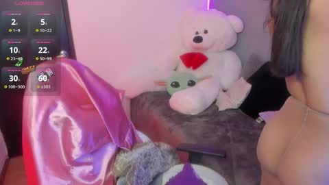 j_abbey online show from April 7, 2026, 2:01 am