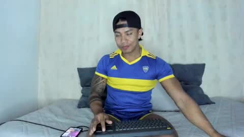 i am juan musiry independent model  online show from January 16, 2025, 5:32 am