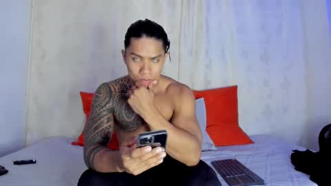 i am juan musiry independent model  online show from March 8, 2025, 8:11 am