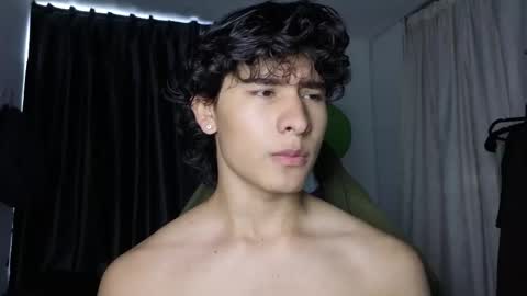 Snapshot of j_u_p_i_t_e_r chatting on February 5, 2026, 3:49 pm Noah online show from February 5, 2026, 3:49 pm